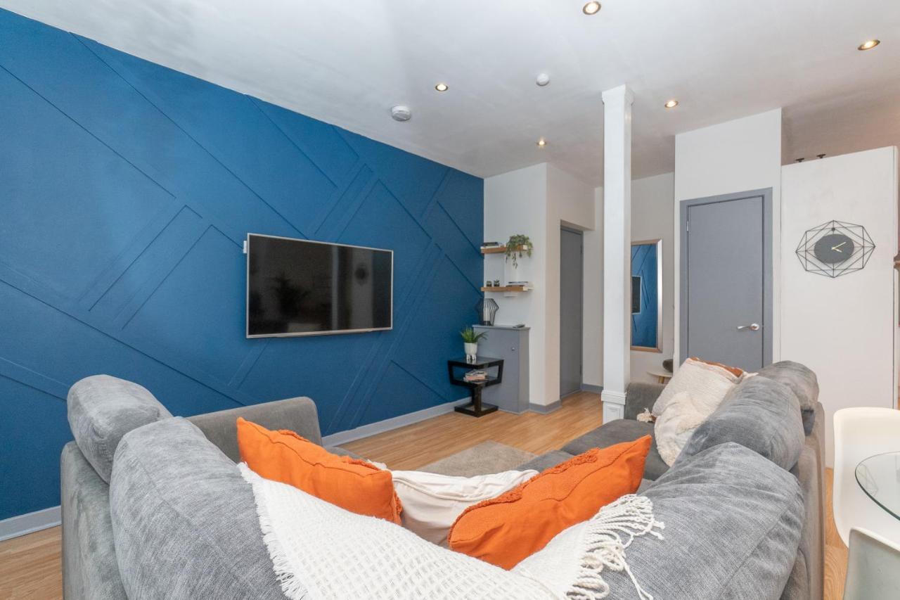 Apartment Vibrant Centre Living